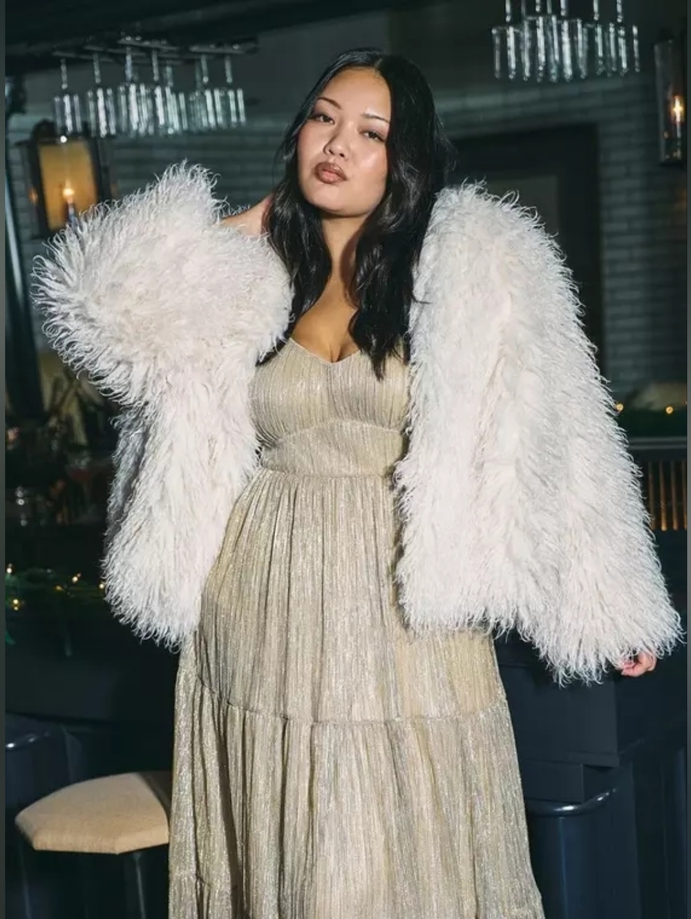 TORRID 2X Shaggy Faux Fur Jacket Cropped Coat Elegant Party Bridal